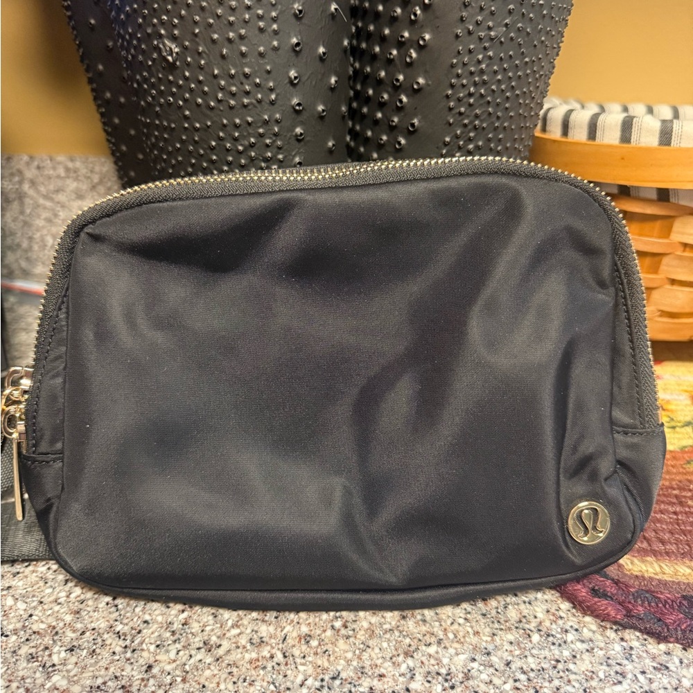 Lululemon Black Zip Pouch